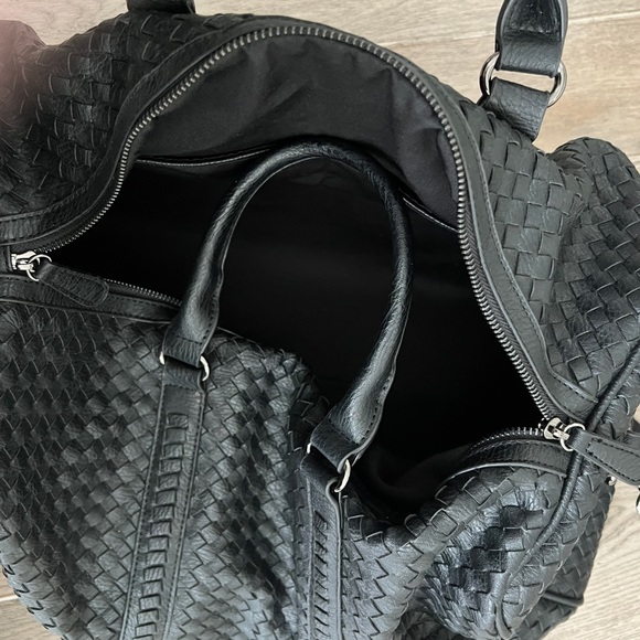 Vici Collection - Black Vegan Leather Duffle Bag - Picture 3 of 5